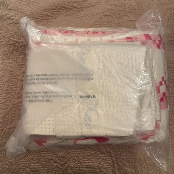 Victoria's Secret Pink Cozy Plush Blanket and Bling Tote Bag Holiday Set - Picture 3 of 7